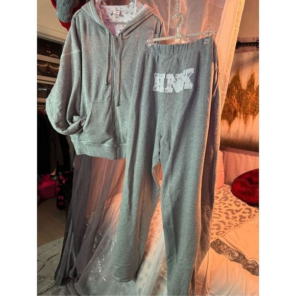 PINK Tops - VS pink x Frankie’s bikini y2k sweatsuit pants sweatshirt sweatpants  xl/xxl nwt